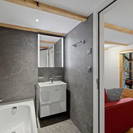 Les Aragnes Family La Tzoumaz Chalet