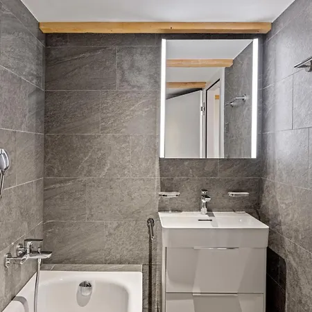 Les Aragnes Family La Tzoumaz *